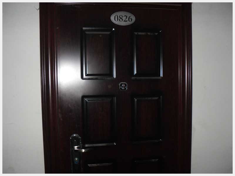 100̖(h��o)  ������վǰ��Դ��B8��7��(g��)���g